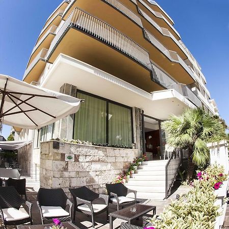 Hotel Brig كاتوليكا المظهر الخارجي الصورة