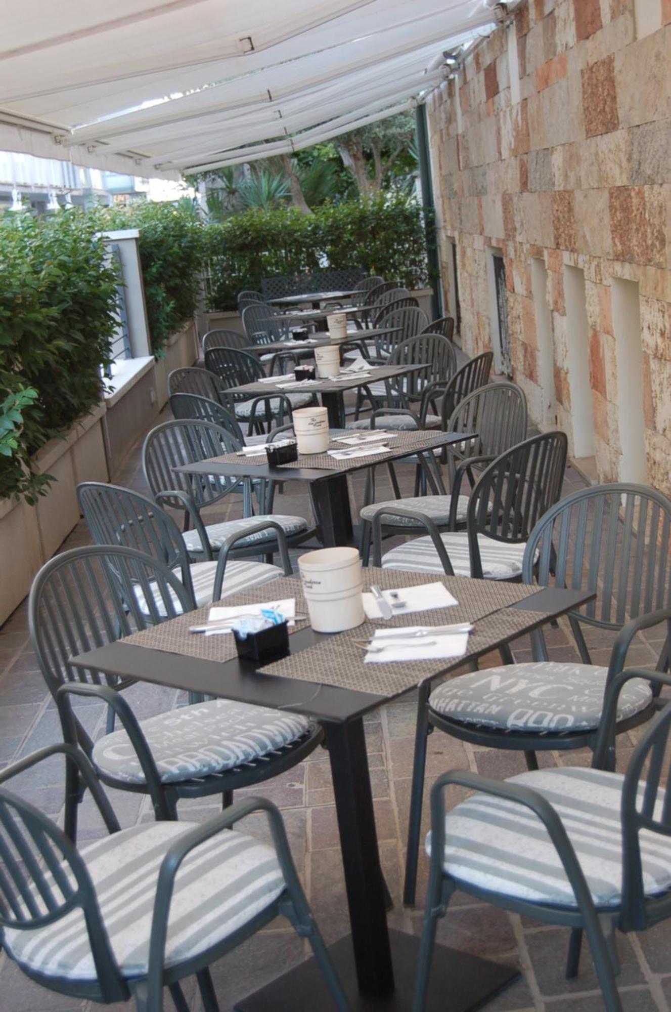 Hotel Brig كاتوليكا المظهر الخارجي الصورة