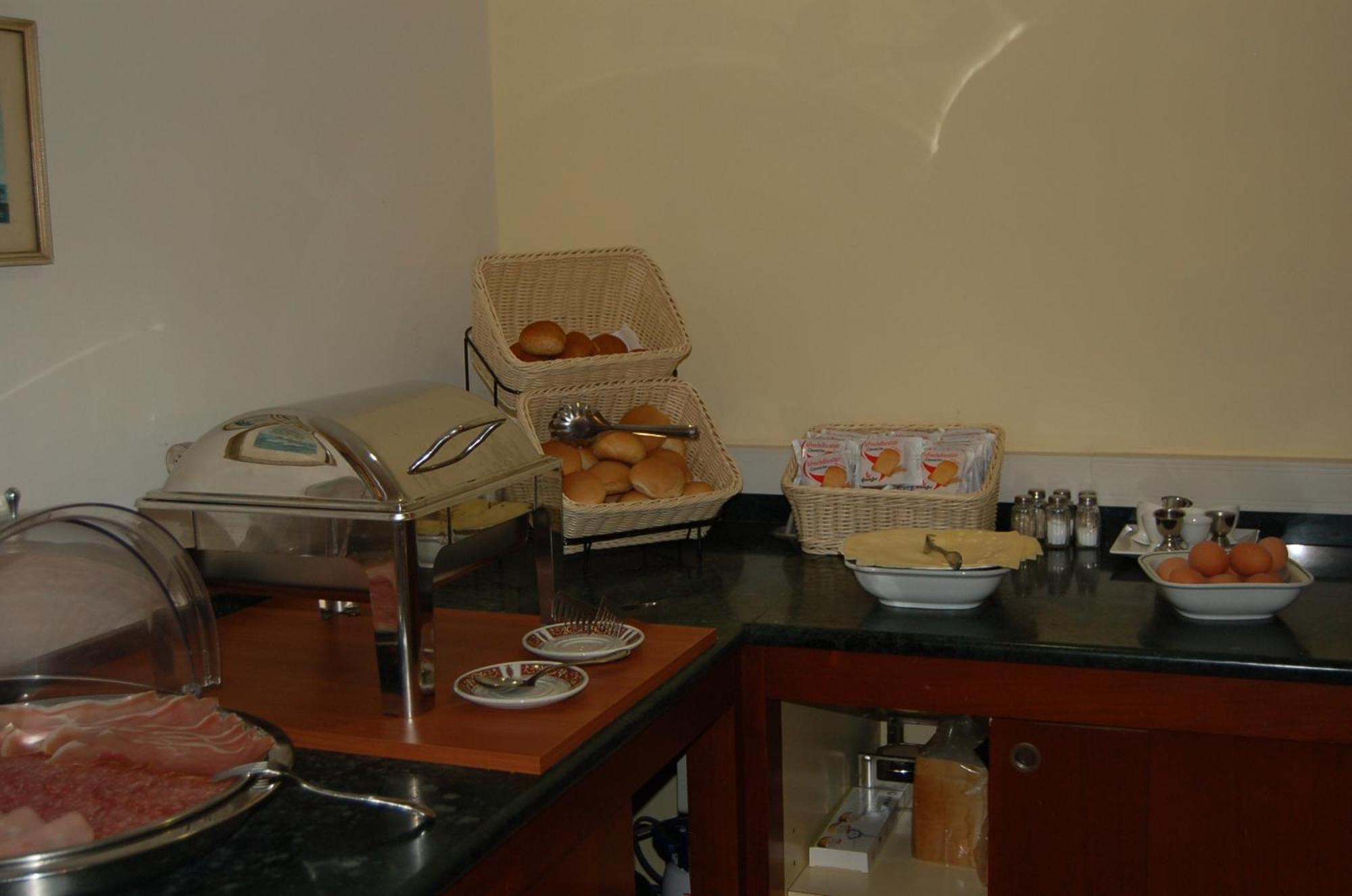 Hotel Brig كاتوليكا المظهر الخارجي الصورة